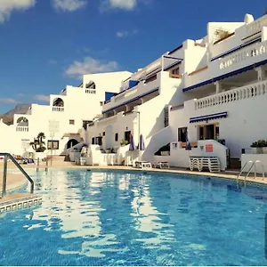 https://port-royale-los-cristianos-tenerife.tenerifehoteles.net